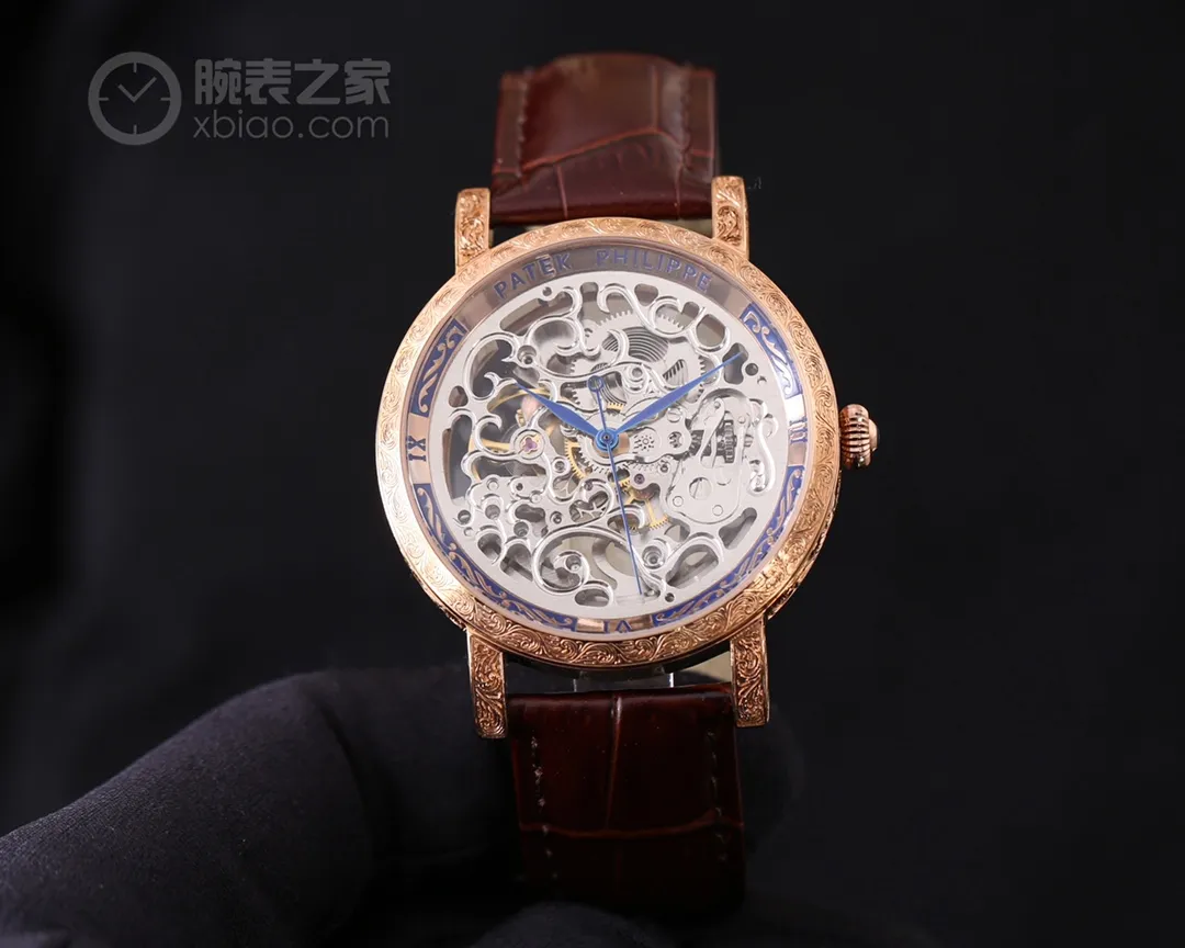 【Foreign Trade Import】💰1840! Patek Philippe (extremely noble and wise work) [Skeleton design] 🔥Type: Exquisite men's watch (more excellent) 🔥Strap: Genuine leather strap (more durable) for real men 🔥Movement: super top mechanical movement (more stable) Perpetual and permanent 🔥Material: mineral super strong mirror (more wear-resistant) Smart style, strong sense of thickness, special design, return with honor Size: diameter 43mm, thickness 13mm Smart launch! Welcome to reprint!